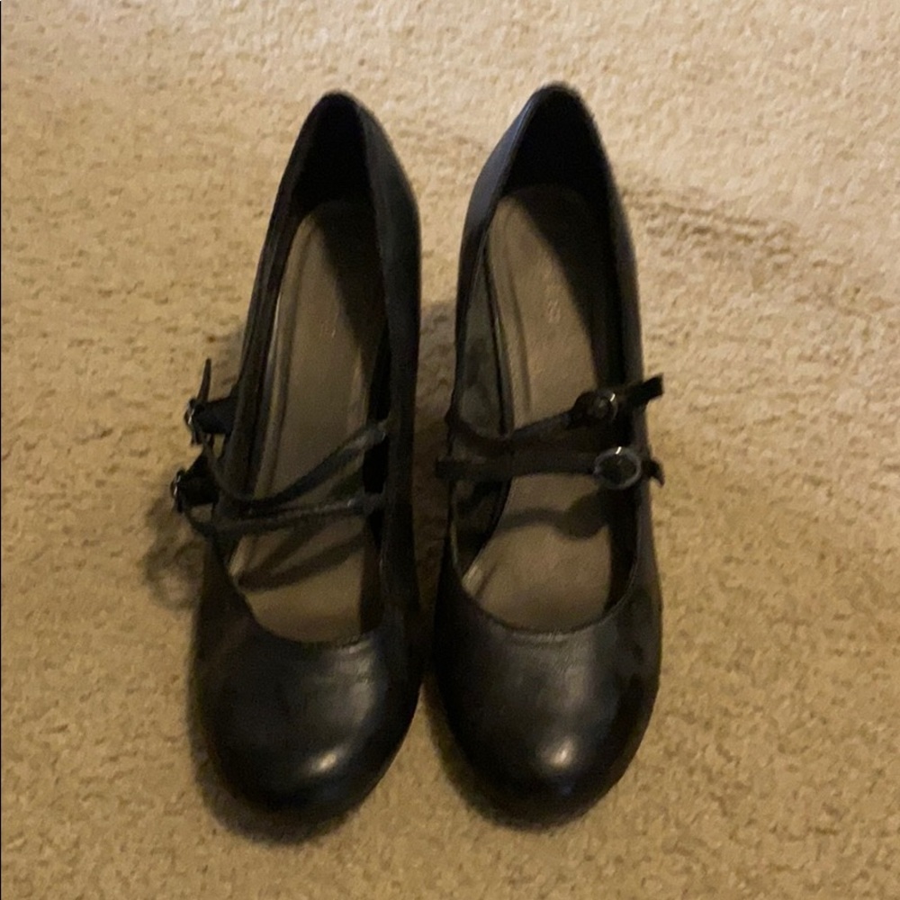 Women’s MaryJanes